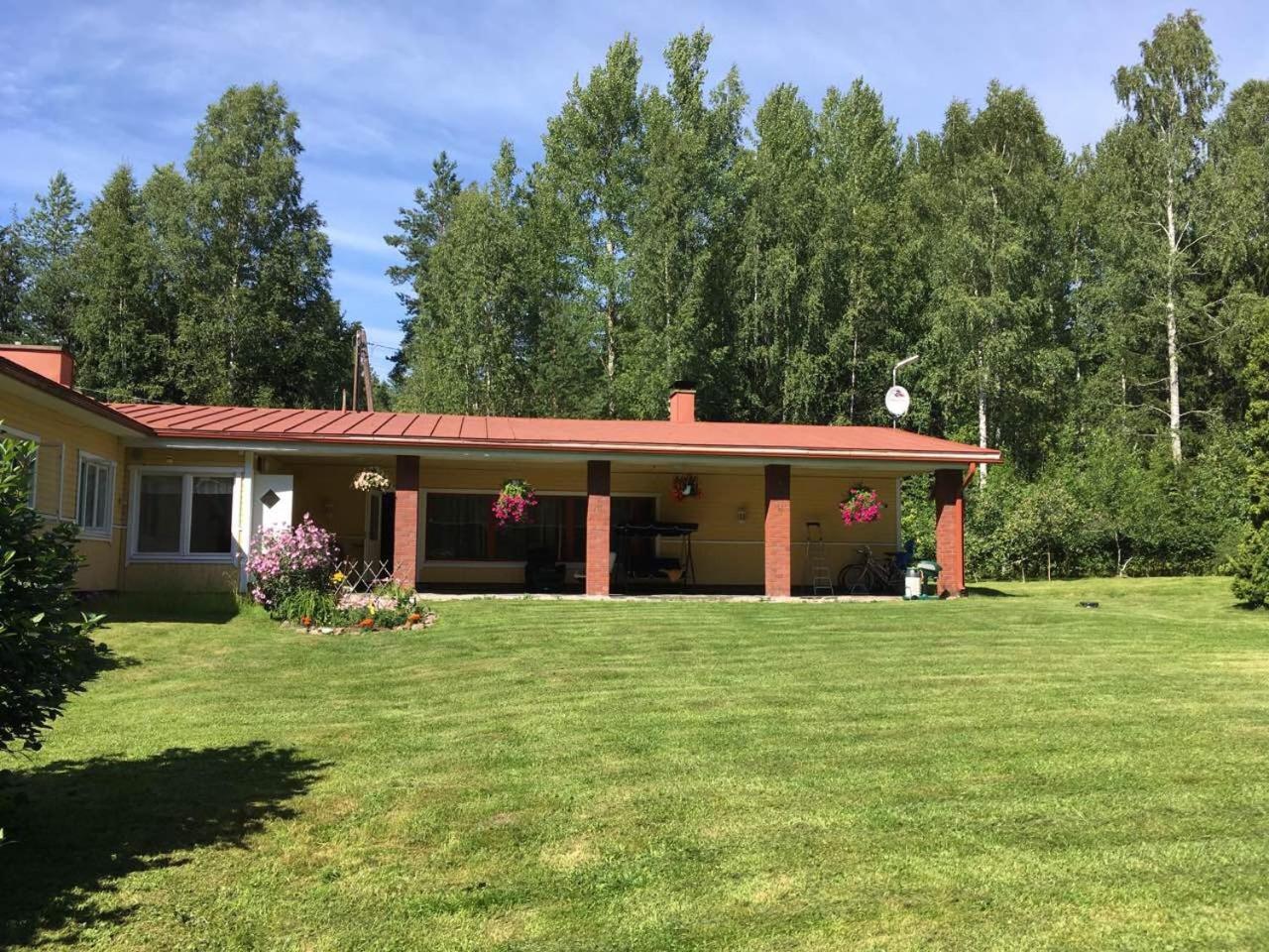 Pyhtaeae Garden Villa Pyhtaa Exterior foto